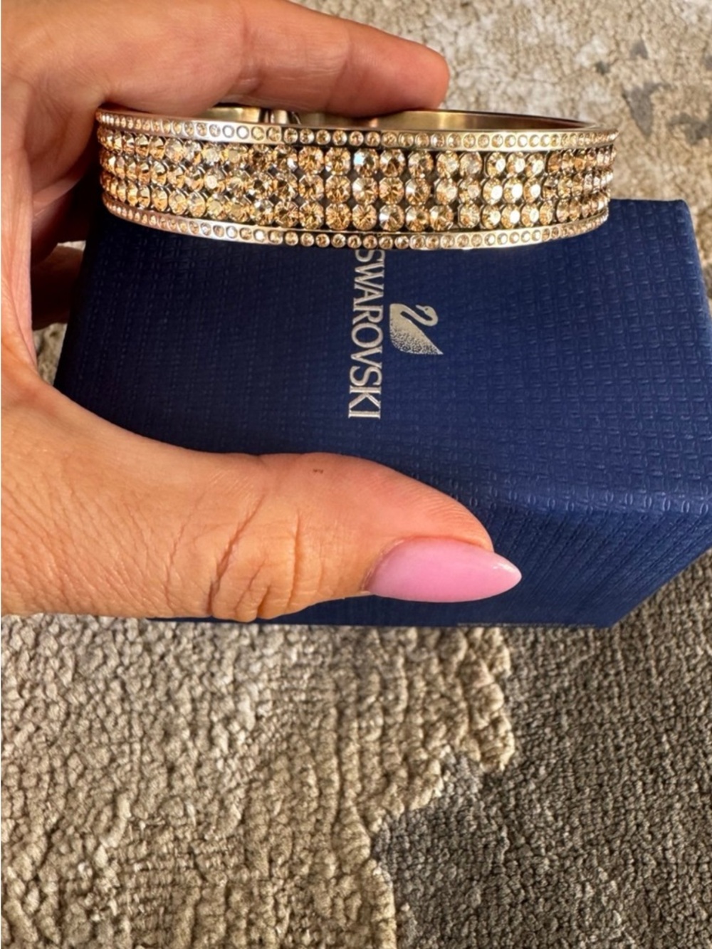 NIBWT Swarovski Gold New York  Crystal Pavé Solid Bangle